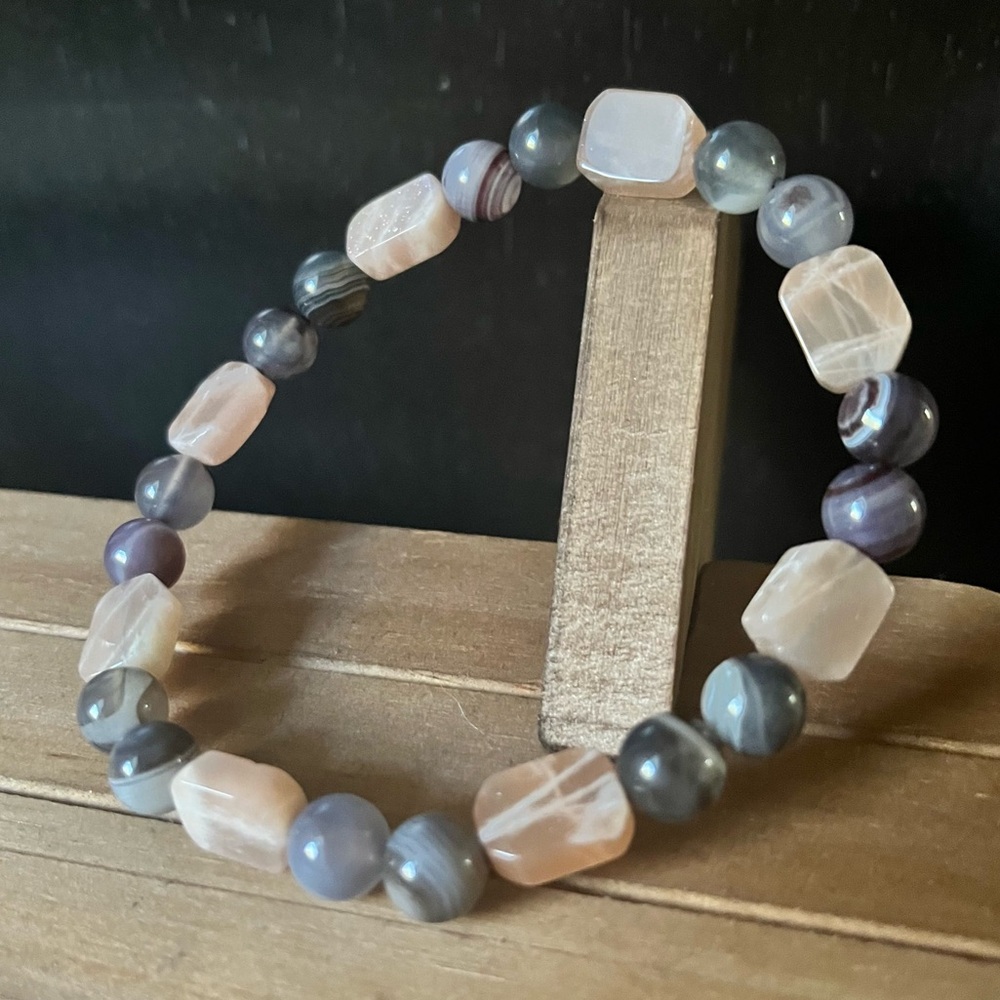 Sunstone With Botswana Agate Natural Stone Crystal 8mm Stretch Beaded Bracelet